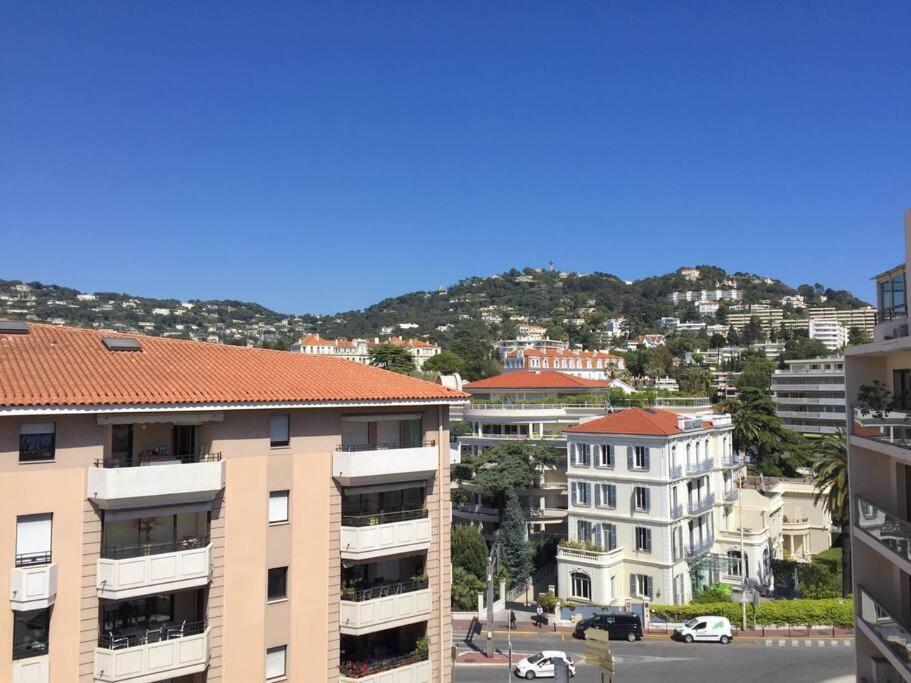 Two Bedroom Apartment Next To The Croisette In Cannes A Short Walk To The Palais Des Festivals - 1961 ภายนอก รูปภาพ